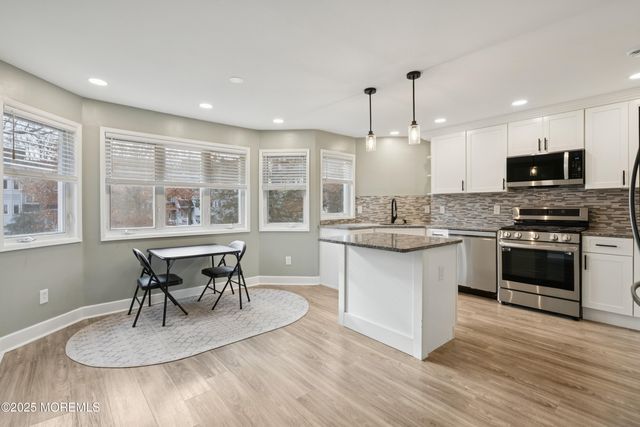 142 Orchid Court 1402, Toms River, NJ 08753