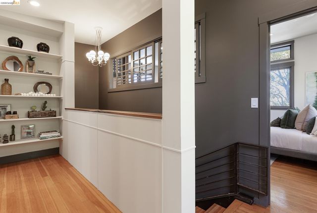 3560 Brunell Dr, Oakland, CA 94602