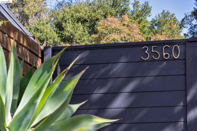 3560 Brunell Dr, Oakland, CA 94602