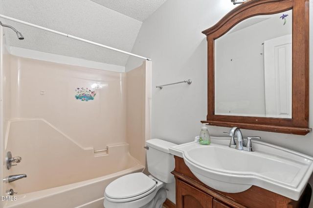 62 Stoneridge Drive, Henderson, NC 27537