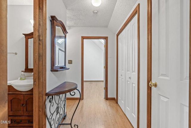 62 Stoneridge Drive, Henderson, NC 27537