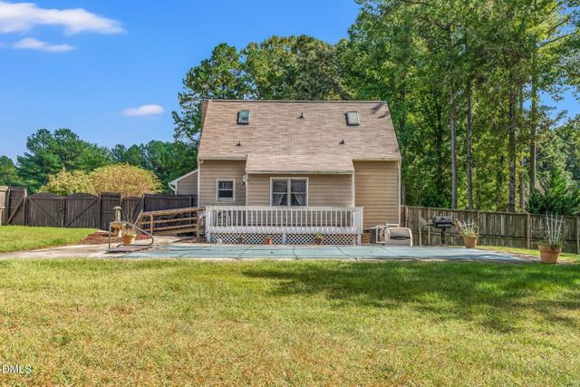 62 Stoneridge Drive, Henderson, NC 27537