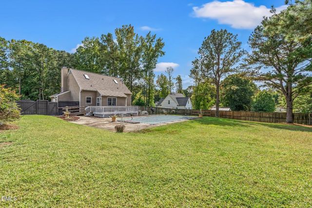 62 Stoneridge Drive, Henderson, NC 27537