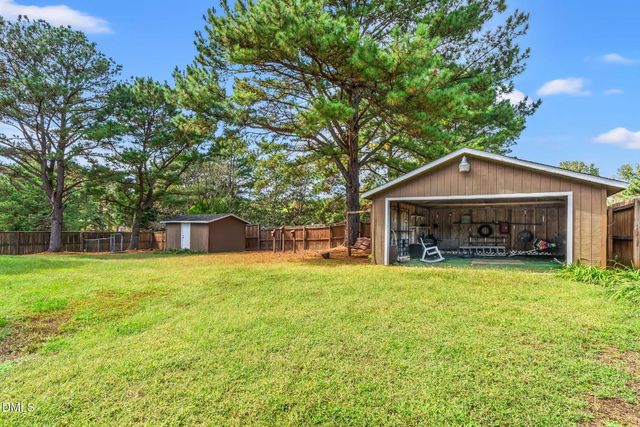 62 Stoneridge Drive, Henderson, NC 27537