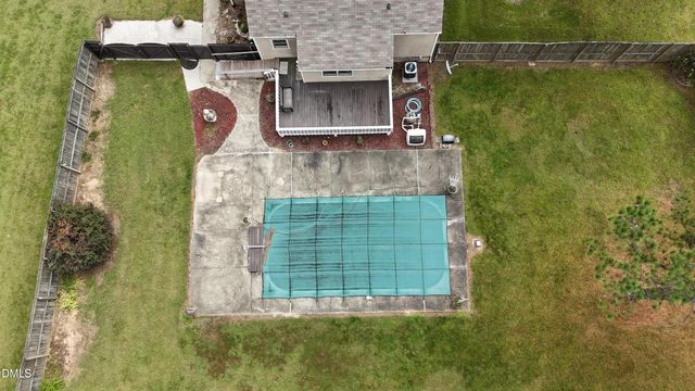 62 Stoneridge Drive, Henderson, NC 27537