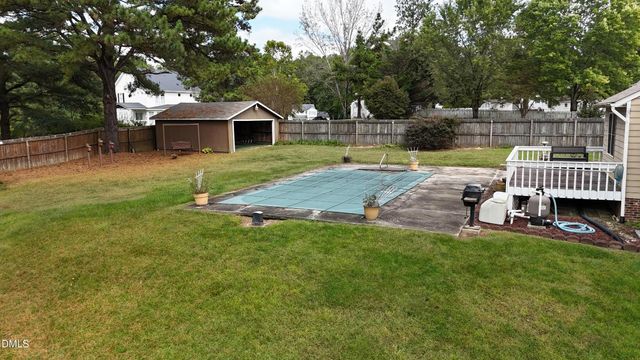 62 Stoneridge Drive, Henderson, NC 27537