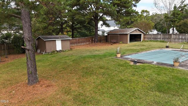 62 Stoneridge Drive, Henderson, NC 27537