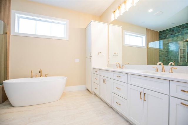 3506 SW Scoggins Road, Bentonville, AR 72713