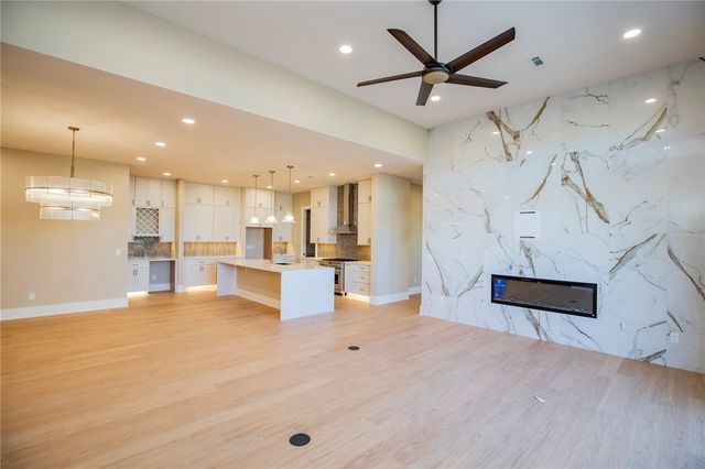 3506 SW Scoggins Road, Bentonville, AR 72713