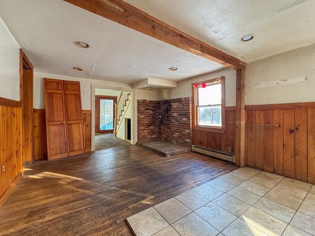23 Fifth Ave, Lakeville, MA 02347