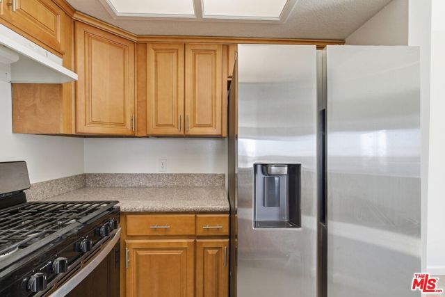 1002 N Edgemont Street 7, Los Angeles, CA 90029