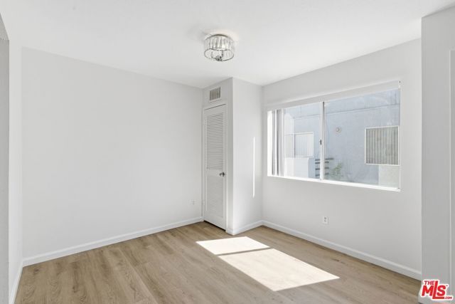 1002 N Edgemont Street 7, Los Angeles, CA 90029