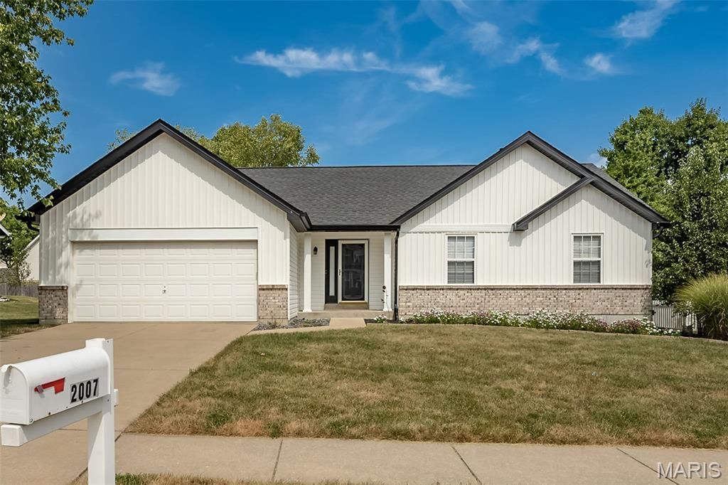 2007 Trio Drive, Wentzville, MO 63385