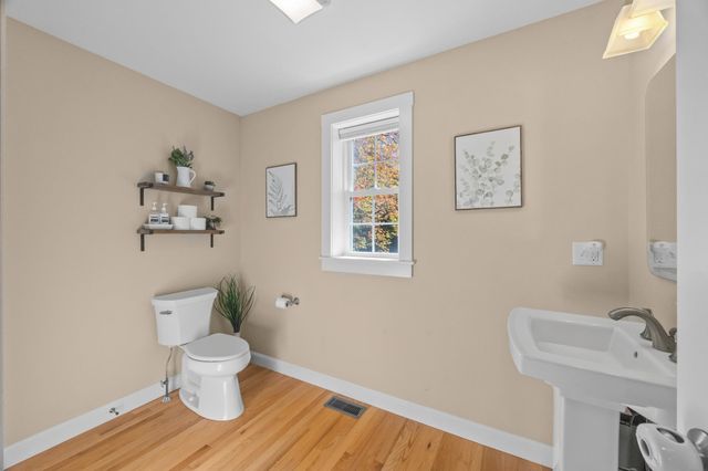 253 Drakeside Rd Unit 2, Hampton, NH 03842