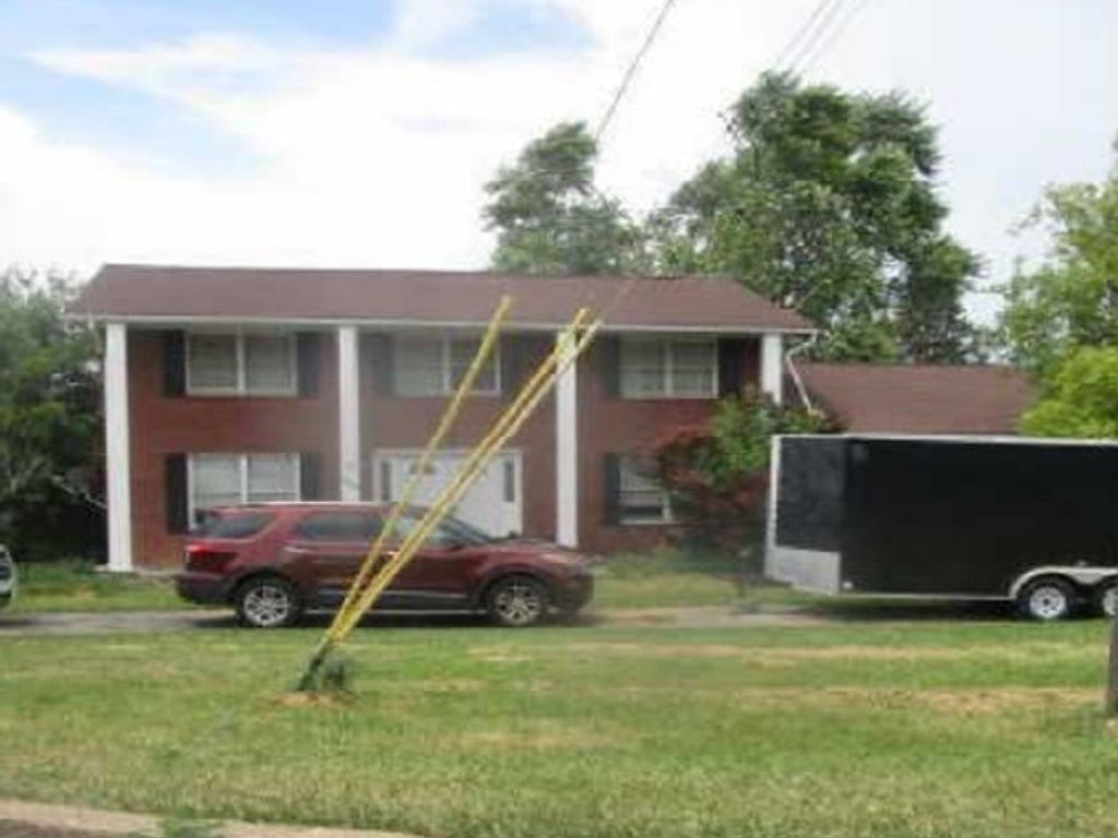 1939 Wood St, Latrobe, PA 15650