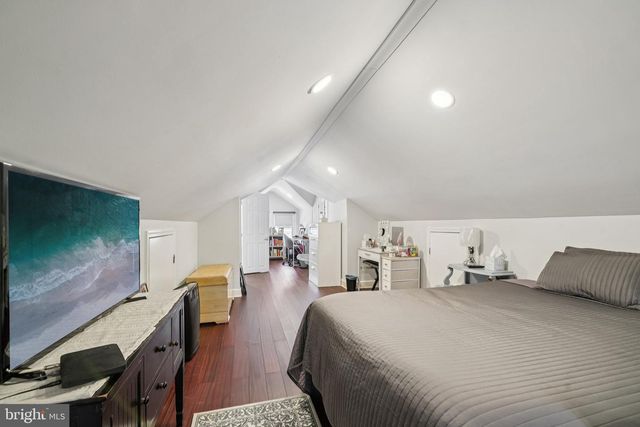 1 OAKMONT AVE, Wilmington, DE 19804