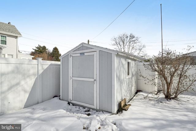 1 OAKMONT AVE, Wilmington, DE 19804