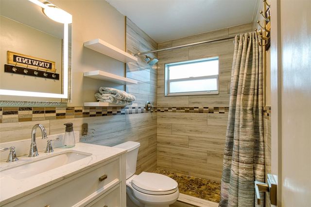 3039 Grant Street, Hollywood, FL 33021