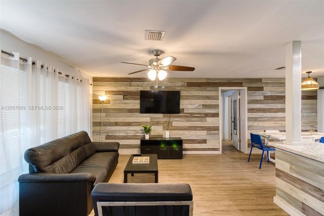 3039 Grant Street, Hollywood, FL 33021