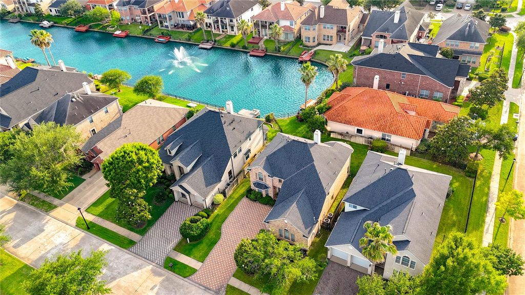 14206 Ayers Rock Road, Sugar Land, TX 77498