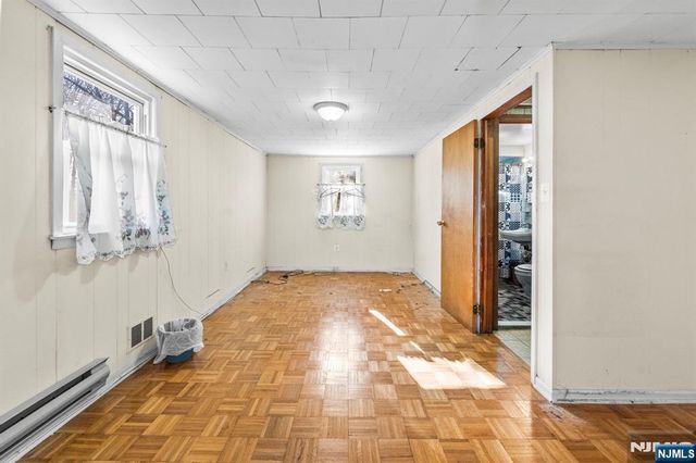 80 Burlington, Clifton, NJ 07012