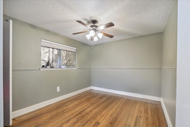 2000 E Branch Hollow Drive, Carrollton, TX 75007