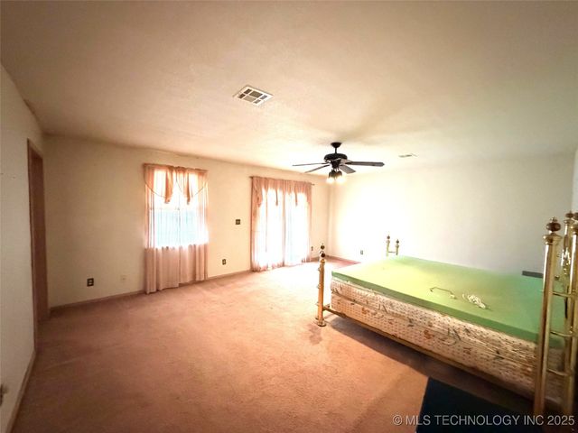 16258 Old Morris Highway, Okmulgee, OK 74447