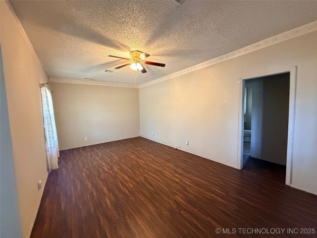 16258 Old Morris Highway, Okmulgee, OK 74447