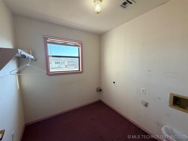 16258 Old Morris Highway, Okmulgee, OK 74447