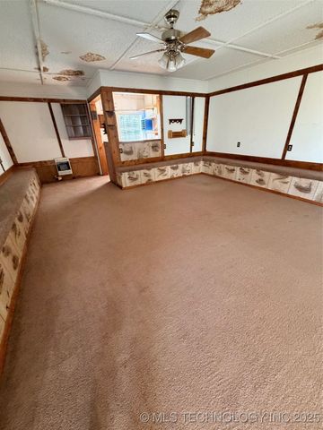 16258 Old Morris Highway, Okmulgee, OK 74447