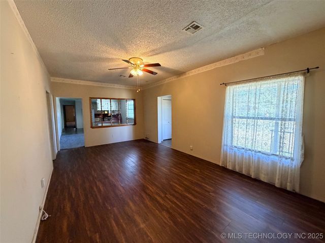 16258 Old Morris Highway, Okmulgee, OK 74447