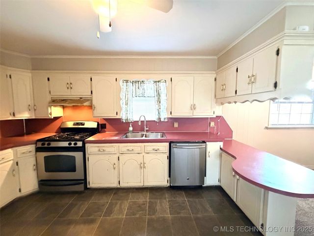 16258 Old Morris Highway, Okmulgee, OK 74447