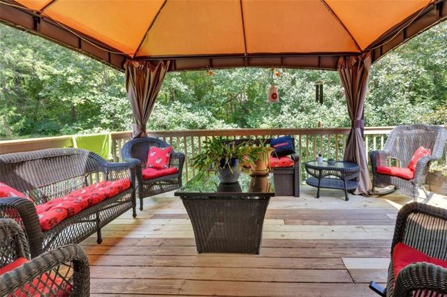40 Woodcrest Avenue, Covington, GA 30016