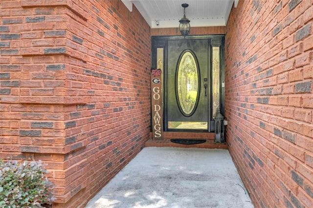 40 Woodcrest Avenue, Covington, GA 30016