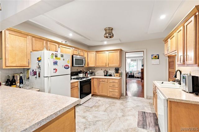 389 Florida Street, Buffalo, NY 14208