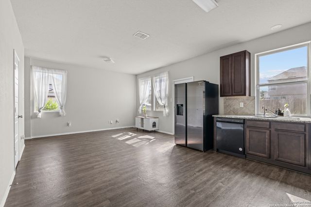 10502 green rock, San Antonio, TX 78223