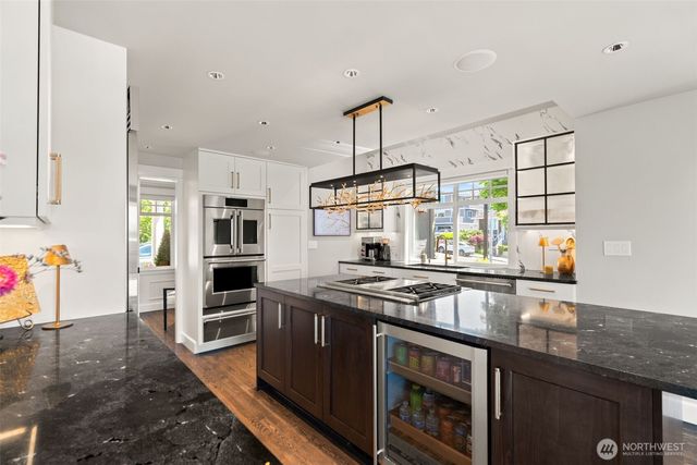 709 Maple Street, Edmonds, WA 98020