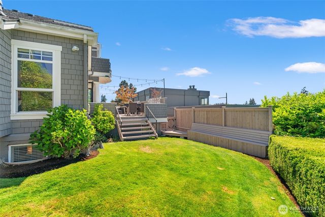 709 Maple Street, Edmonds, WA 98020
