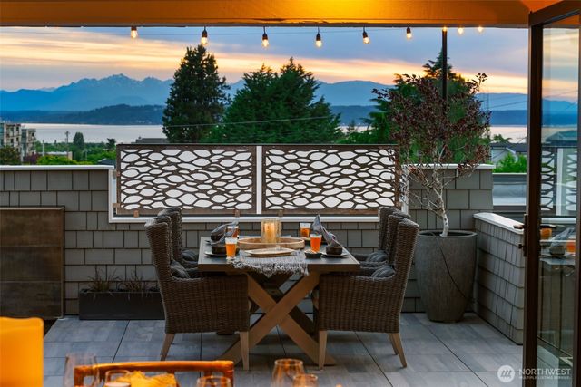 709 Maple Street, Edmonds, WA 98020