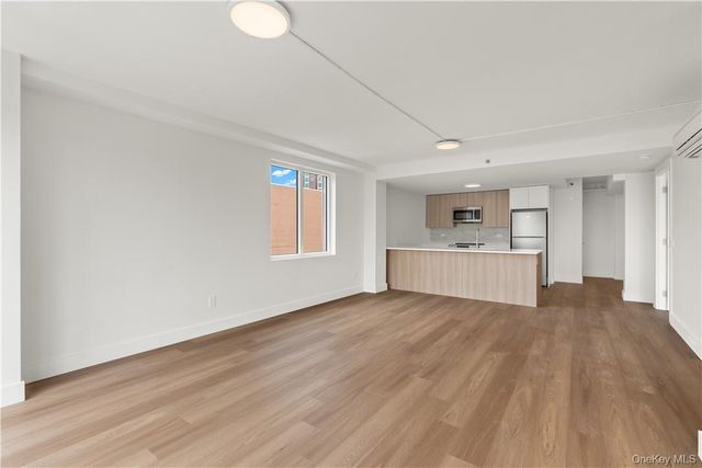 1 Lyon Place 509, White Plains, NY 10601