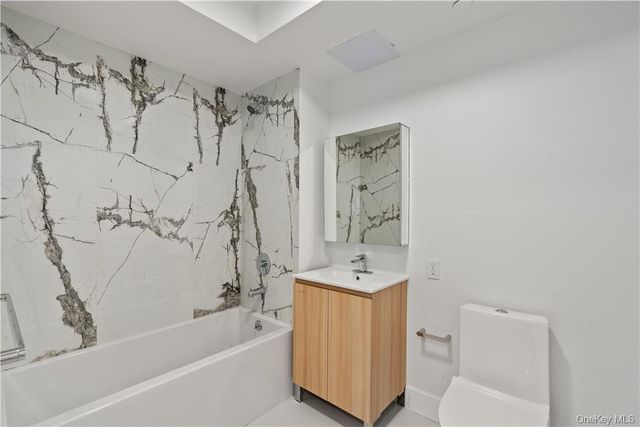 1 Lyon Place 509, White Plains, NY 10601