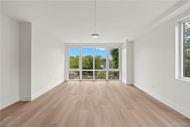 1 Lyon Place 509, White Plains, NY 10601