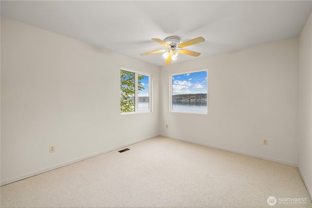 3418 W Lake Sammamish Parkway SE, Bellevue, WA 98008