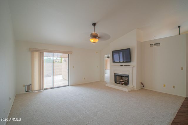2337 W SHAWNEE Drive, Chandler, AZ 85224