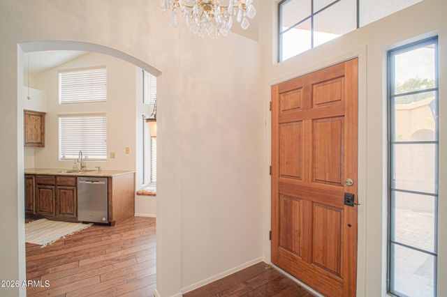 2337 W SHAWNEE Drive, Chandler, AZ 85224