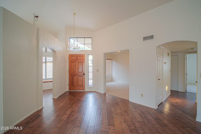 2337 W SHAWNEE Drive, Chandler, AZ 85224