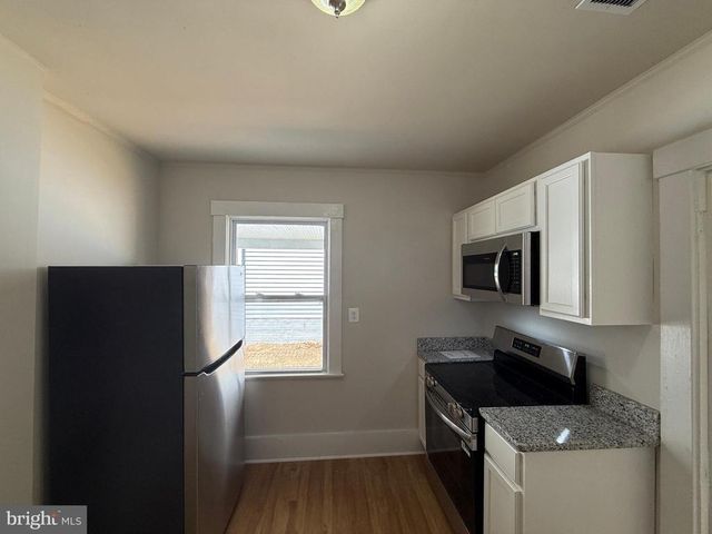163 BEND FARM RD, Fredericksburg, VA 22408