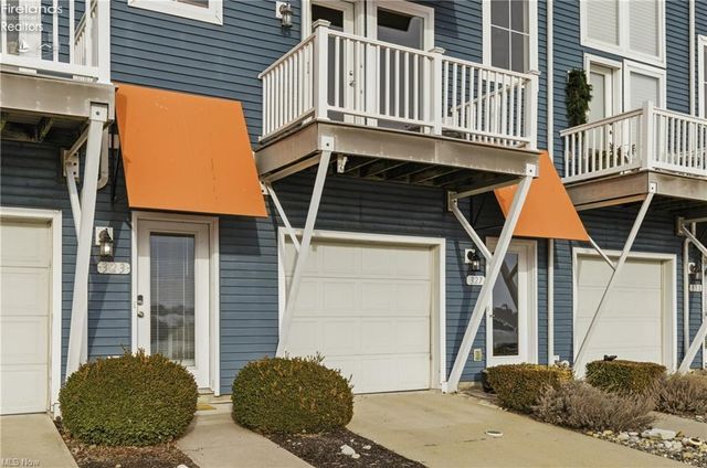 323 Arizona Avenue, Lorain, OH 44052