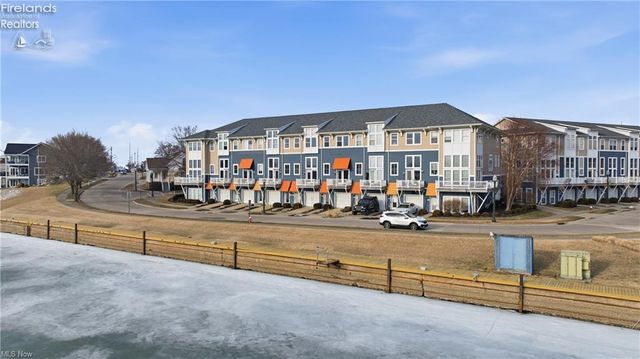 323 Arizona Avenue, Lorain, OH 44052