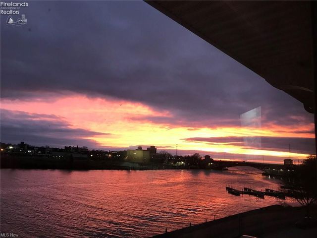 323 Arizona Avenue, Lorain, OH 44052